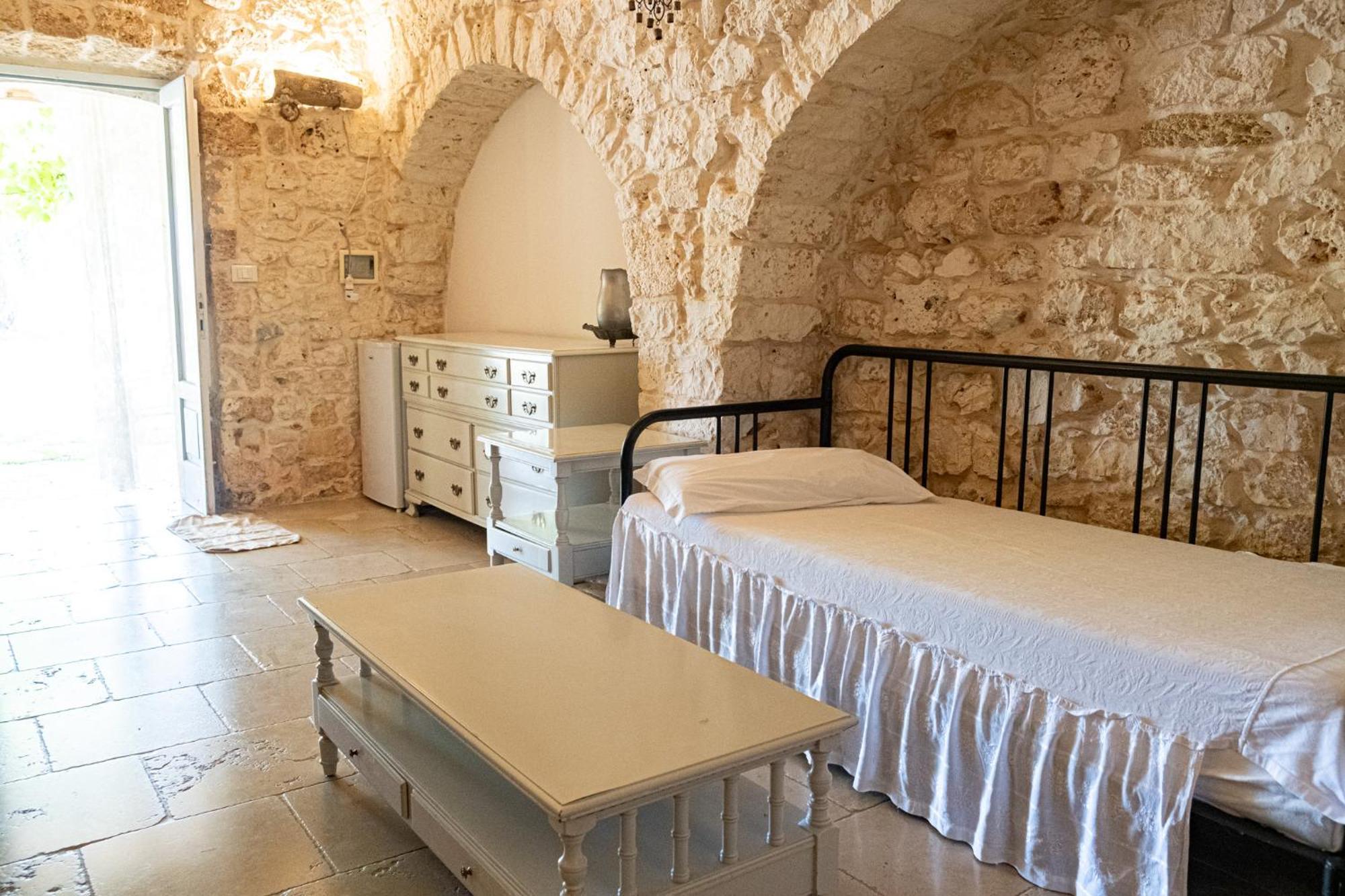Agriturismo Masseria Carrone 卡洛维诺 外观 照片
